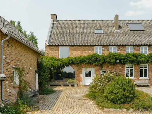 Casa Unifamiliare a Lasne, Province du Brabant Wallon