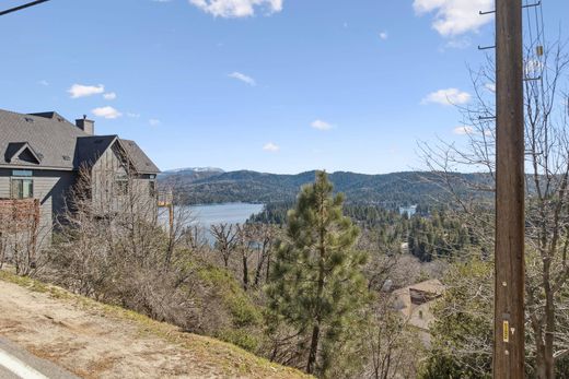 Terreno - Lake Arrowhead, San Bernardino County