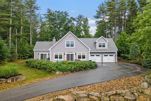 Detached House in Laconia, Belknap County