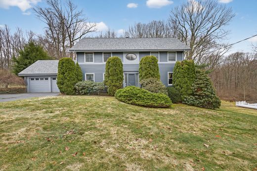 Detached House in Hamden, New Haven County
