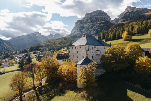 Kasteel in Badia, Bolzano
