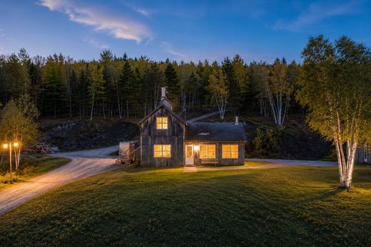 Einfamilienhaus in Saint-François-de-l'Île-d'Orléans, Capitale-Nationale