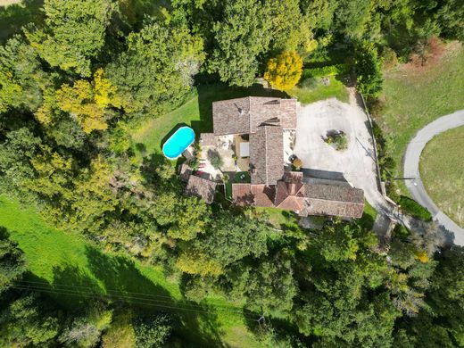 Detached House in Cahuzac-sur-Vère, Tarn