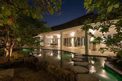 Villa in Hua Hin, Changwat Prachuap Khiri Khan