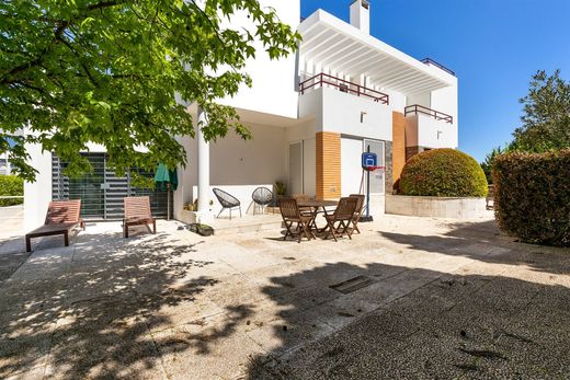 Μονοκατοικία σε Oeiras, Distrito de Lisboa