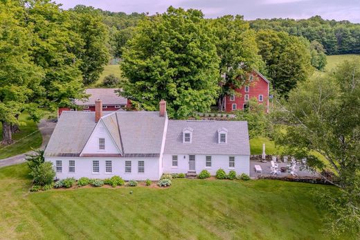 Detached House in Woodstock, Windsor County