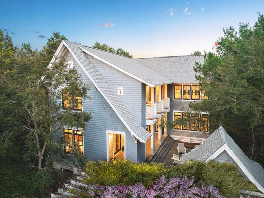 Detached House in WaterSound, Walton County