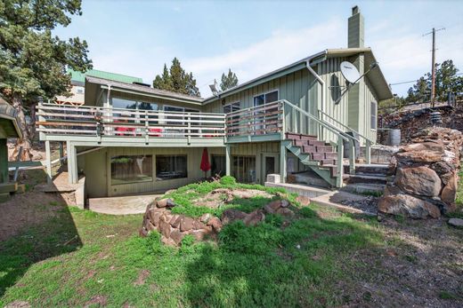 Luxury home in Prineville, Crook County