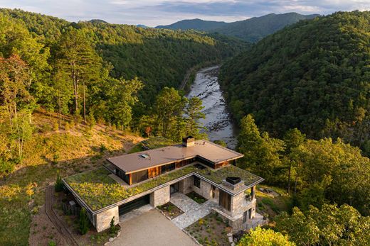 Casa en Marshall, Madison County