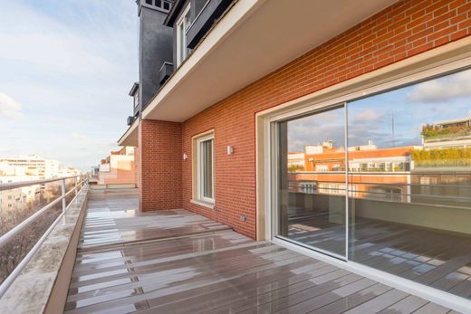 Apartment / Etagenwohnung in Madrid, Provinz Madrid