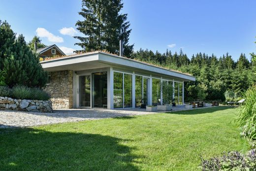 Vrijstaand huis in Nepomuky, Okres Ústí nad Orlicí