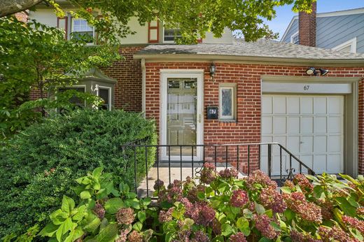 Casa en Bloomfield, Essex County