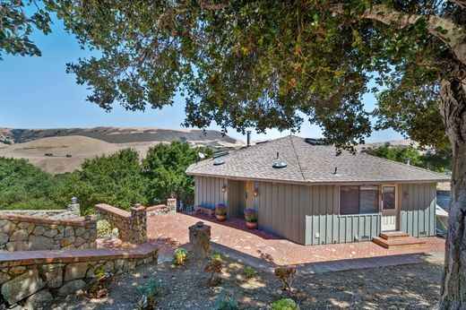 Detached House in Carmel Valley, Monterey County