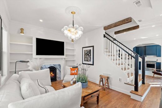 Luxury home in Washington, Washington County