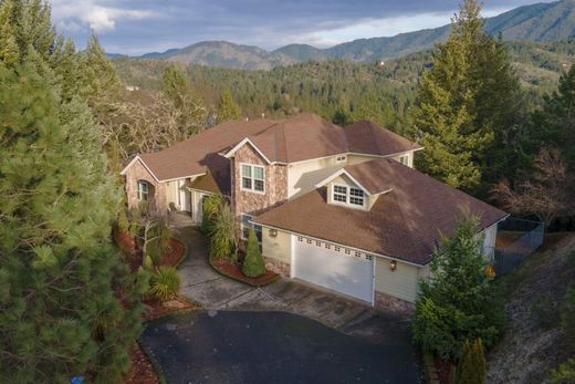Luxe woning in Grants Pass, Josephine County