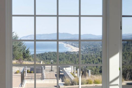 Depoe Bay, Lincoln Countyのアパートメント