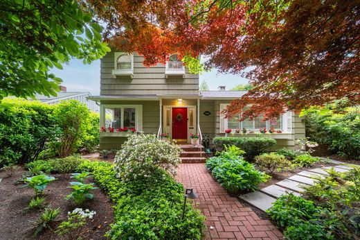 Detached House in West Vancouver, Metro Vancouver Regional District