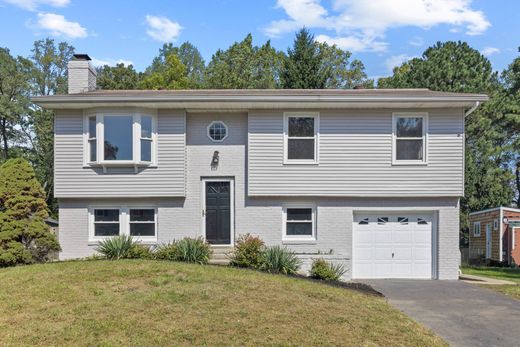 Detached House in Gambrills, Anne Arundel County