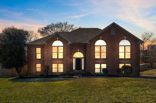 Detached House in Hendersonville, Sumner County