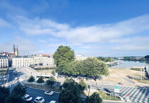 Apartment in Bayonne, Pyrénées-Atlantiques