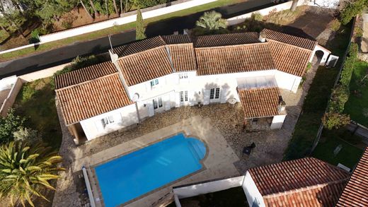 Detached House in Saint-Trojan-les-Bains, Charente-Maritime