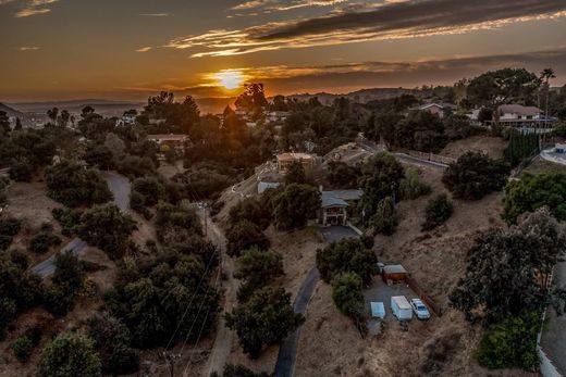 Pomona, Los Angeles Countyの土地