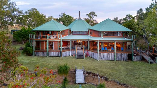 Luxury home in Hideaway Bay, Whitsunday