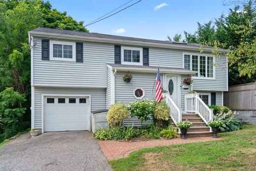 Luxury home in Northport, Suffolk County