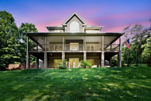 Einfamilienhaus in Weaverville, Buncombe County