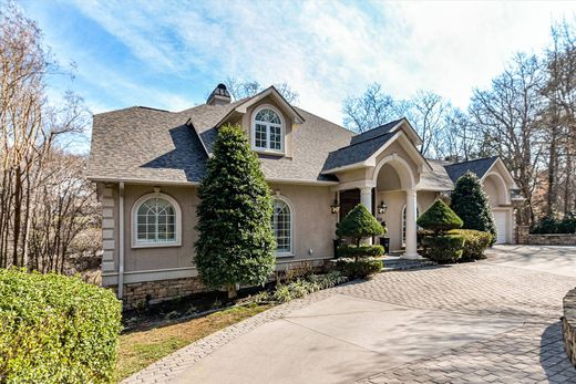 Detached House in Hickory, Catawba County