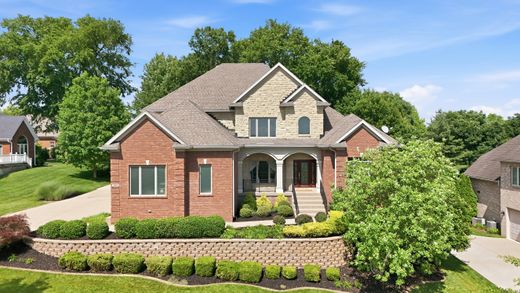 Detached House in Louisville, Jefferson County