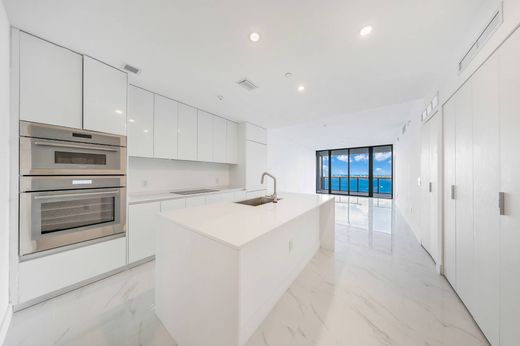 Apartment in Miami, Miami-Dade