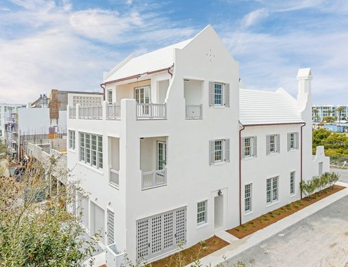 Detached House in Inlet Beach, Walton County