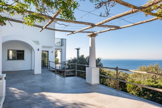 Villa in Anacapri, Naples