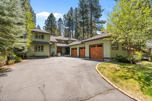 Luxury home in Bend, Deschutes County