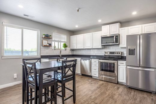 Apartment in Murray, Salt Lake County