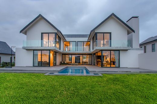 Casa Unifamiliare a Franschhoek, Cape Winelands District Municipality