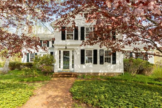 Detached House in North Chatham, Columbia County