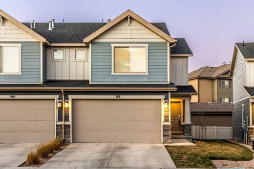 Таунхаус, Саратога-Спрингс, Utah County