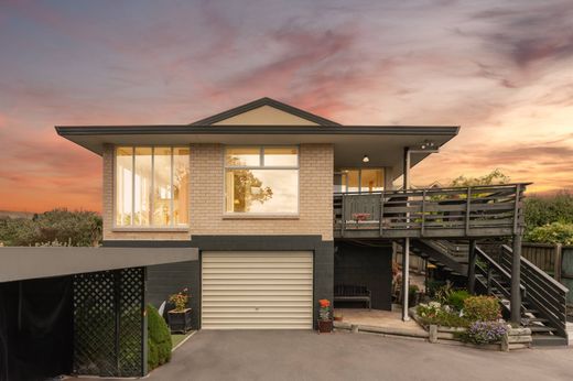 Detached House in Christchurch, Christchurch City