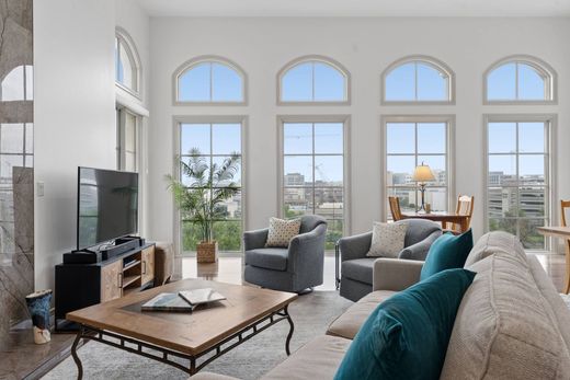 Apartment in Denver, Denver County