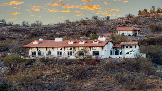 Nogales, Santa Cruz Countyの一戸建て住宅