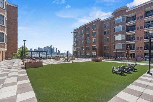Apartment in West New York, Hudson County