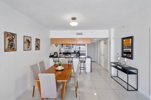 Apartment in Miami, Miami-Dade