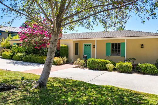 Detached House in Altadena, Los Angeles County