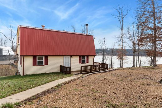 Casa Unifamiliare a Lobelville, Perry County