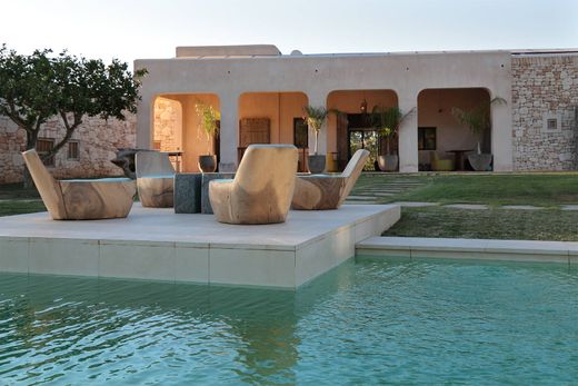 Einfamilienhaus in Santa Gertrudis, Balearen Inseln