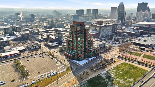 Apartment in Louisville, Jefferson County