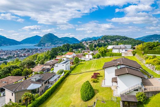 Detached House in Comano, Lugano