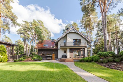 Vrijstaand huis in Riga, Rīga